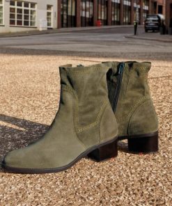 Chicsanctuary.shop239f1c9874 3